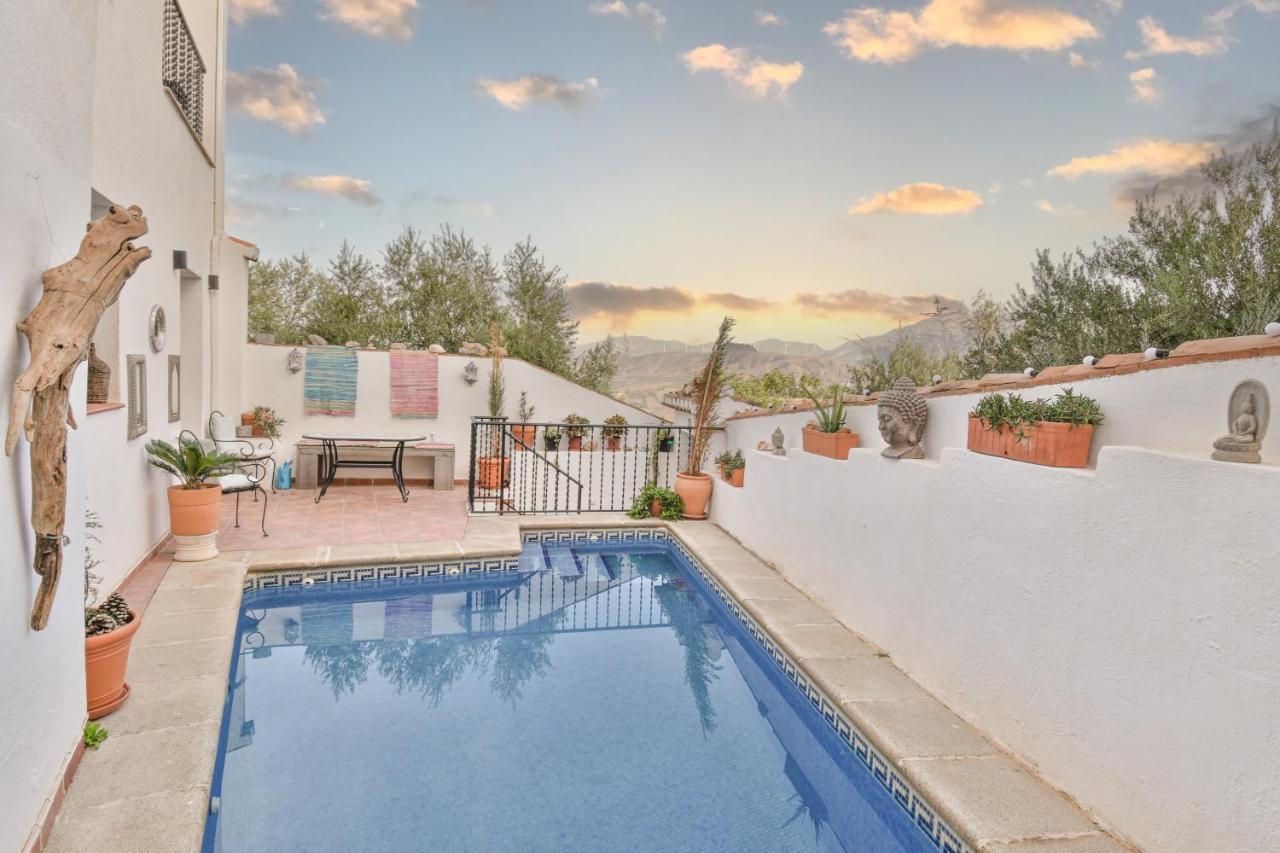 Pinos del Valle Casa Sol Y Aire - Vakantievilla In Dorp Met Prive Zwembad מראה חיצוני תמונה