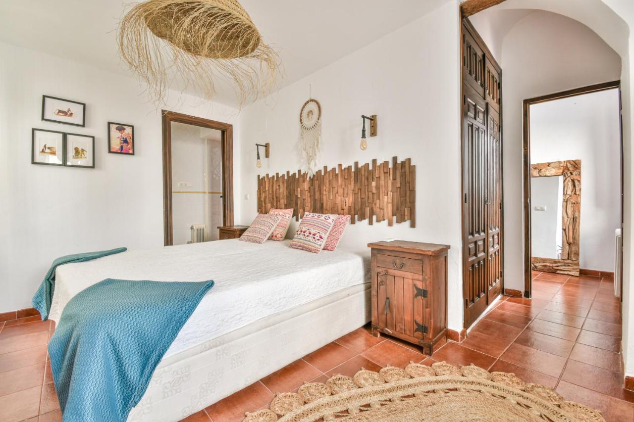 Pinos del Valle Casa Sol Y Aire - Vakantievilla In Dorp Met Prive Zwembad מראה חיצוני תמונה