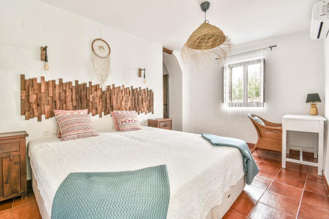 Pinos del Valle Casa Sol Y Aire - Vakantievilla In Dorp Met Prive Zwembad מראה חיצוני תמונה